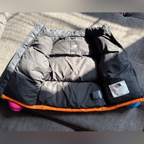 North Face Nuptse Kids size 5 - Picture 4 of 5